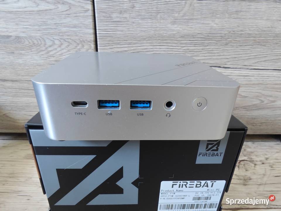 Nowy komp MiniPC Firebat Ryzen 7 255 H 24GB DDR5
