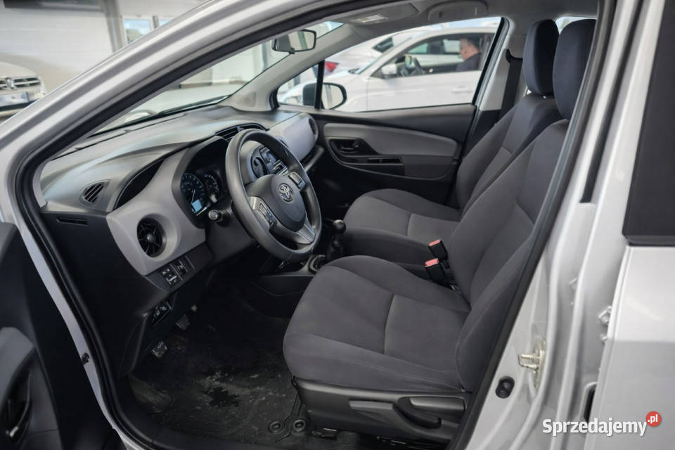 Toyota Yaris 2020 Salon Polska Bezwyadkowy Yaris Toyota