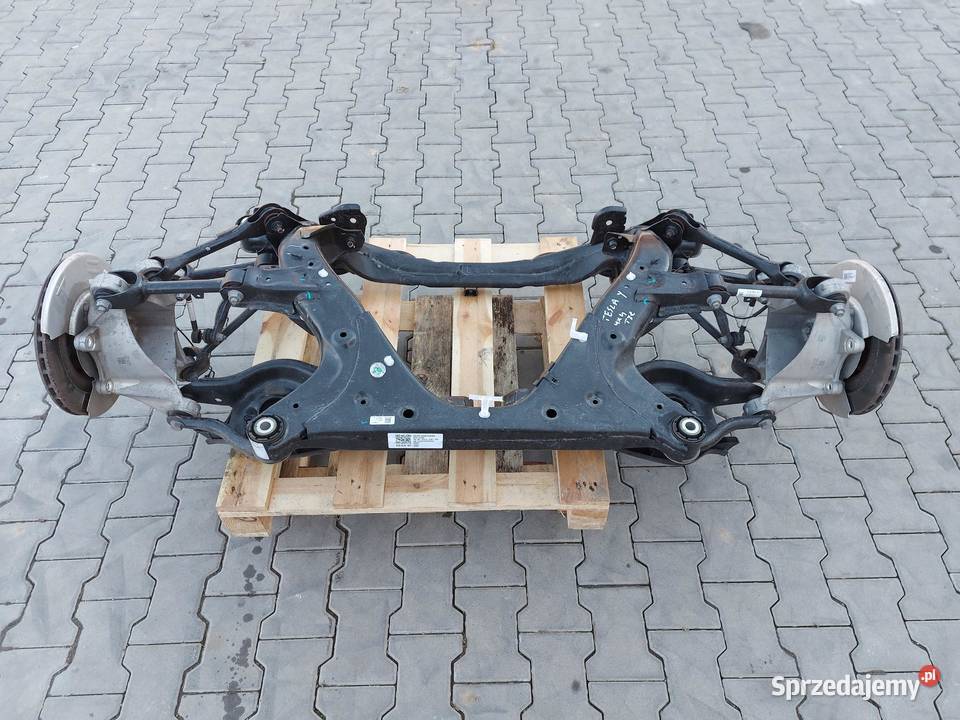 TESLA MODEL Y 2022r ZAWIESZENIE BELKA SANKI TYŁ Zestawy zawieszenia