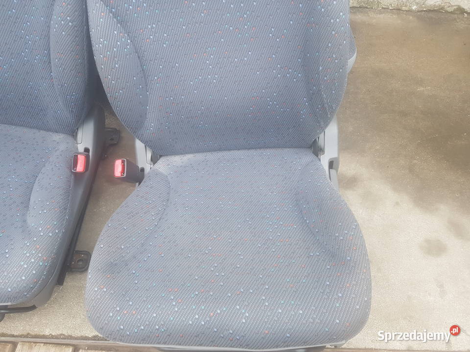 Suzuki Ignis FH 0003 fotel fotele siedzenie Legnica