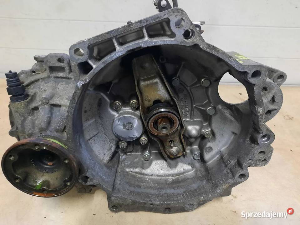 GOLF IV BORA LEON OCTAVIA AZJ 20B SKRZYNIA osobowe Włoszczowa sprzedam
