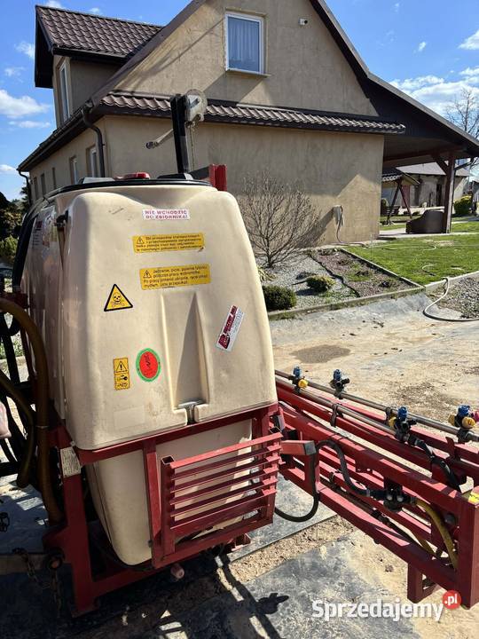 Sprzedam opryskiwacz bury 600l Mościska