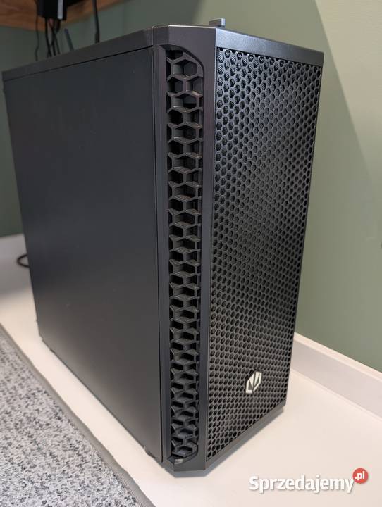 Komputer PC Ryzen 7 7700 64 GB DDR5 2 TB Windows sprzedam