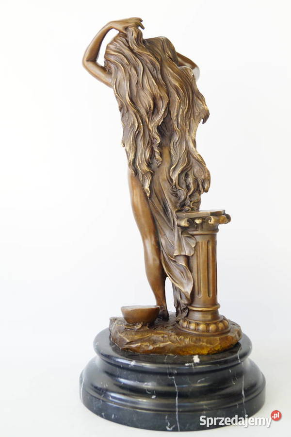 Kobieta filarze figura z brązu rzeźba secesja Gizałki