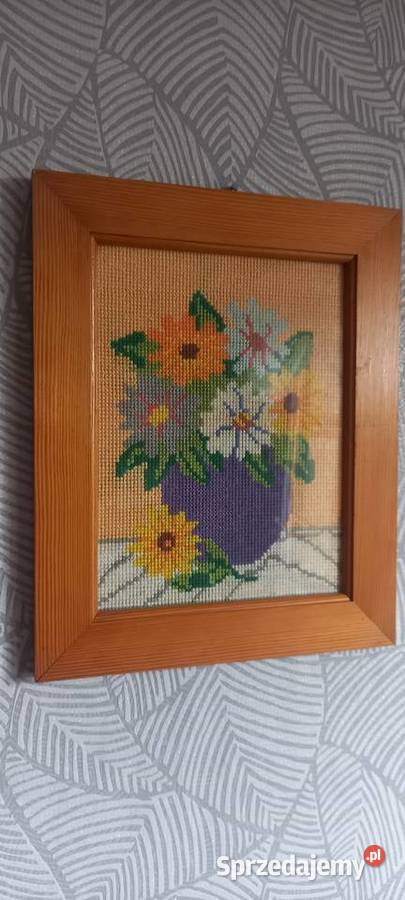 Obraz wyszywanka kwiaty w wazonie rękodzieło