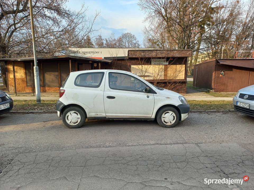 Na sprzedaż Toyota Yaris rocznik 2002