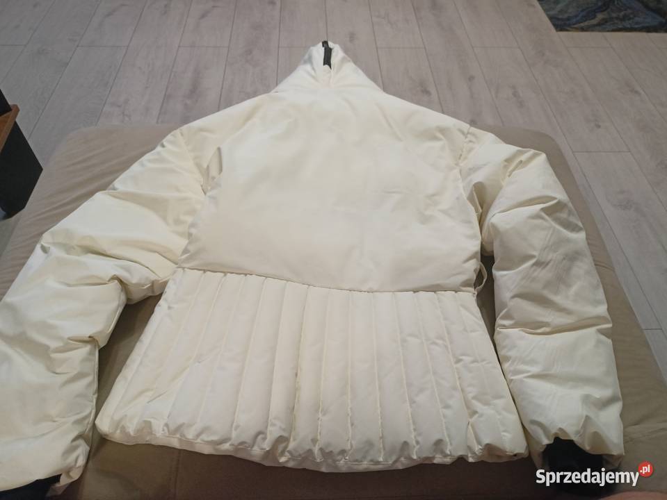 Kremowa kurtka puchowa PUFFER oversize M 38 ecru Bralin sprzedam