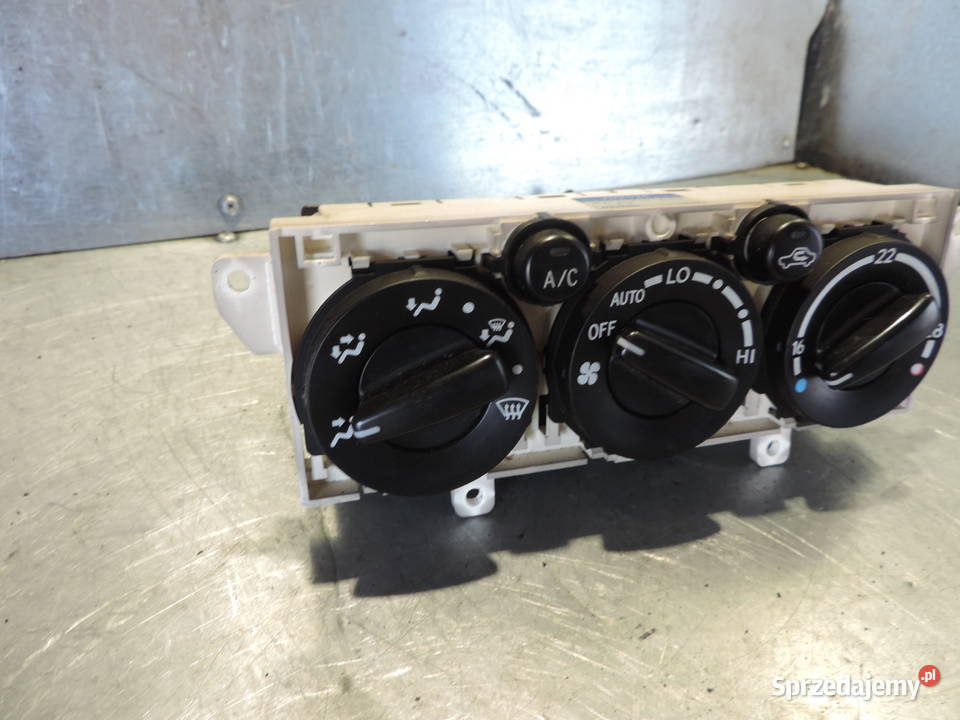 TOYOTA AVENSIS I T22 PANEL STEROWANIA małopolskie