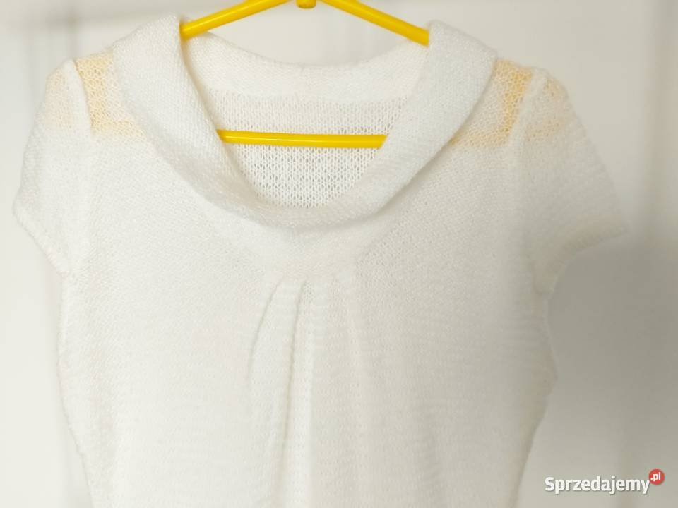 Bezrękawnik bluzka biała rozmiar M z dzianinki