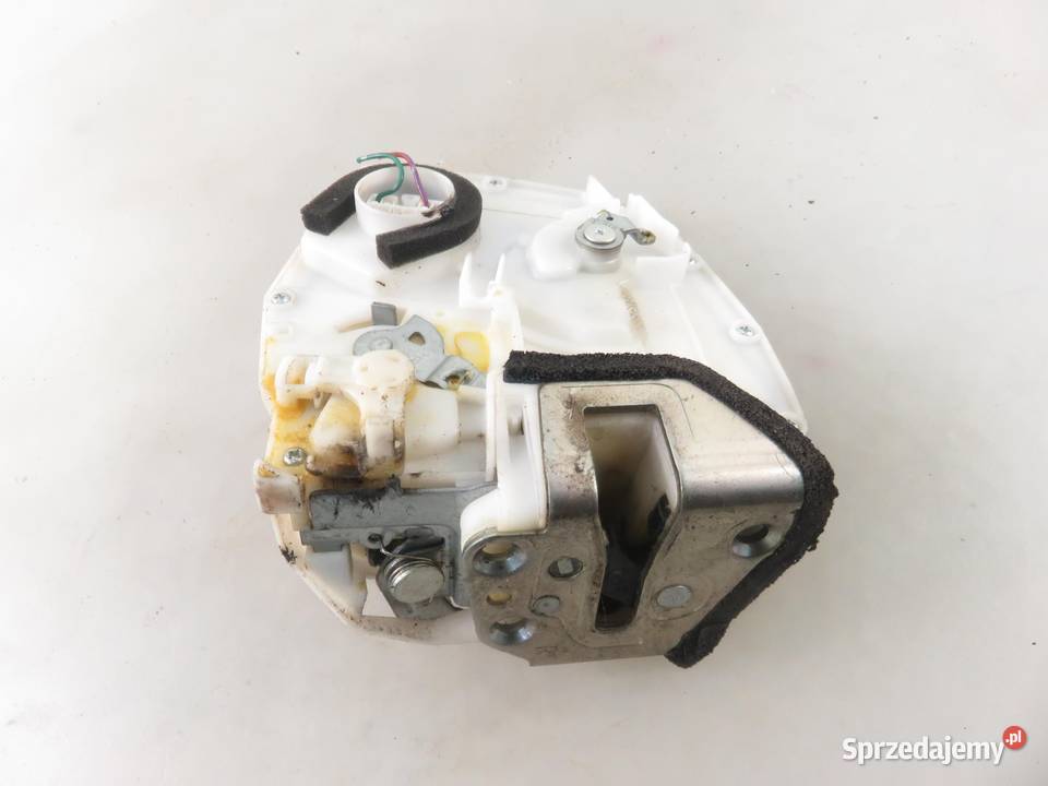 ZAMEK PRAWY TYLNY SUZUKI SWIFT III MZ EZ osobowe