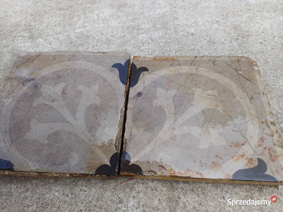 Dwie stare 120 lat płytki podłogowa ceramiczna dolnośląskie Lubań