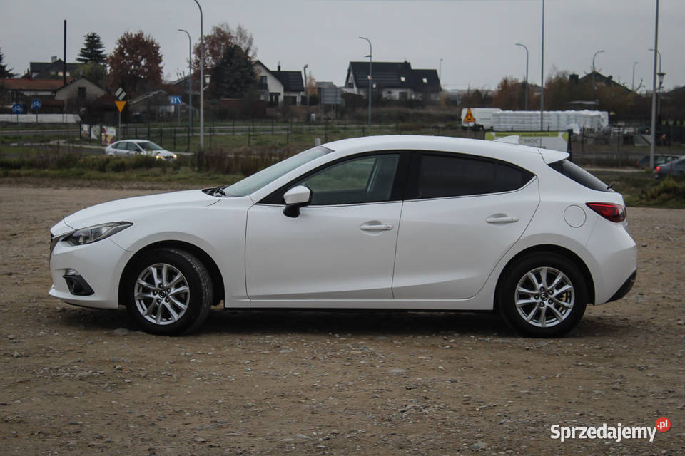 Mazda 3 15 D SKYACTIV Biała Perła Niemcy Idealny Ciechanów