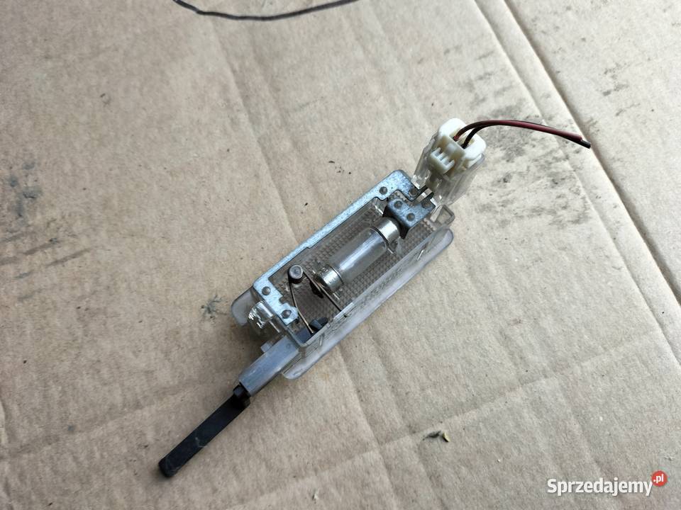 RENAULT SCENIC 2 II LIFT LAMPKA PODŚWIETLENIE Kamień-Kolonia