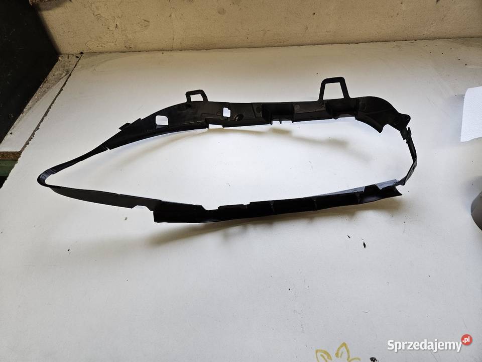 MERCEDES W247 USZCZELKA LAMPY PRAWA PRZÓD prawe Międzychód