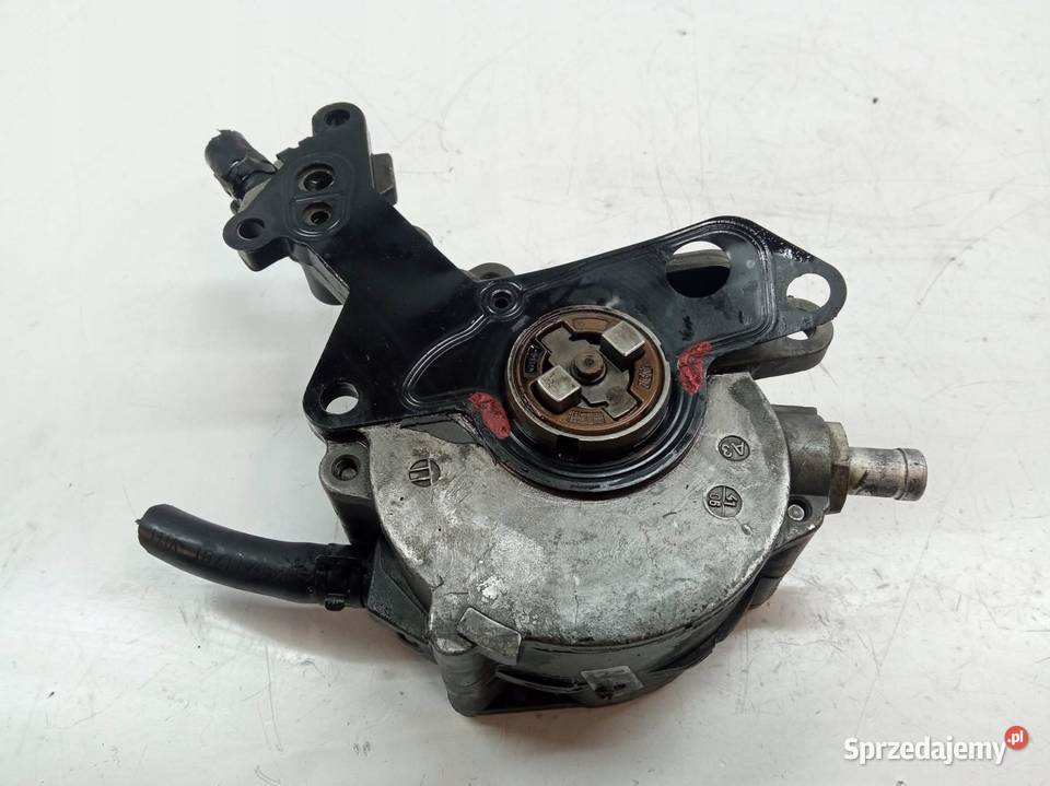 POMPA VACUM 038145209M BOSCH 19 TDI Audi A6 II