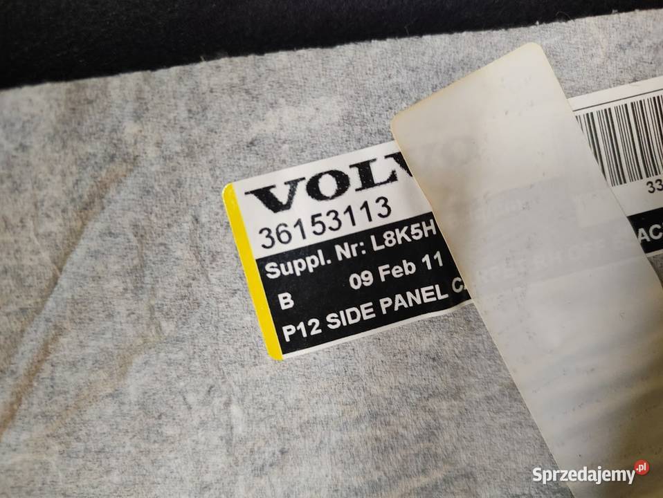 Boczek Tapicerka Bagażnika Prawa Volvo V50 Lift Pleszew sprzedam