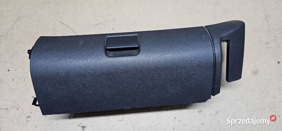 Schowek fotela mercedes w211 2119190273 osobowe Zbąszyń