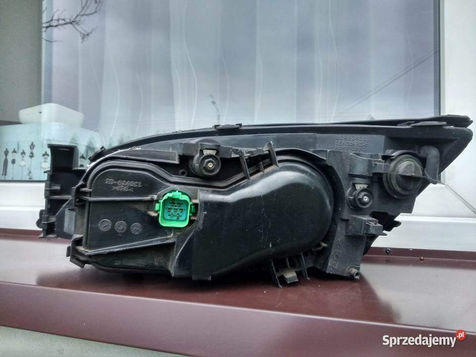 Ford Mondeo MK3 lampa przednia prawa reflektor Sieradz sprzedam
