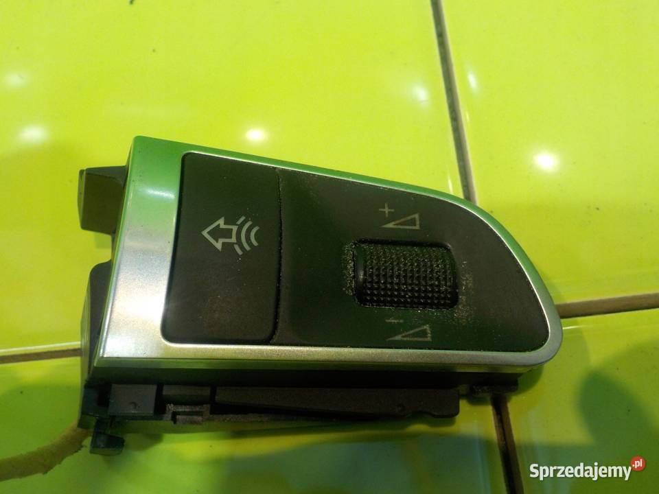 AUDI A3 8P II 20 TFSI 08r przelacznik kierownicy Suków sprzedam
