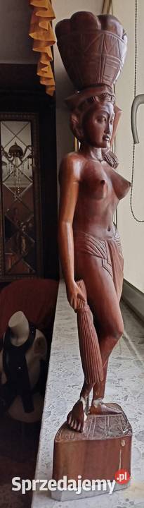 Rzeźba kobieta figurka