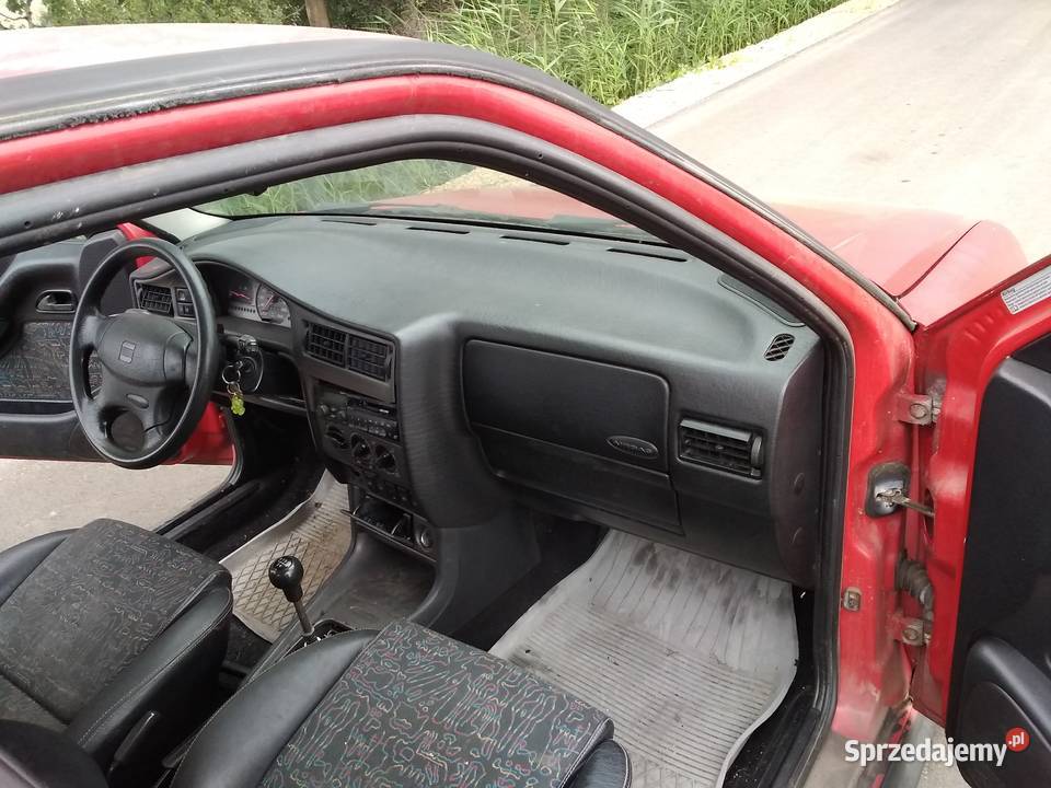 Seat Toledo mk1 1L części 100KM Lubliniec sprzedam