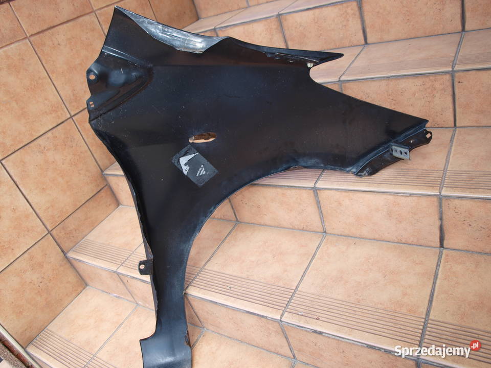 Toyota Yaris 2 II błotnik lewy przód 2006 2011r osobowe Błotniki Motoryzacja wielkopolskie