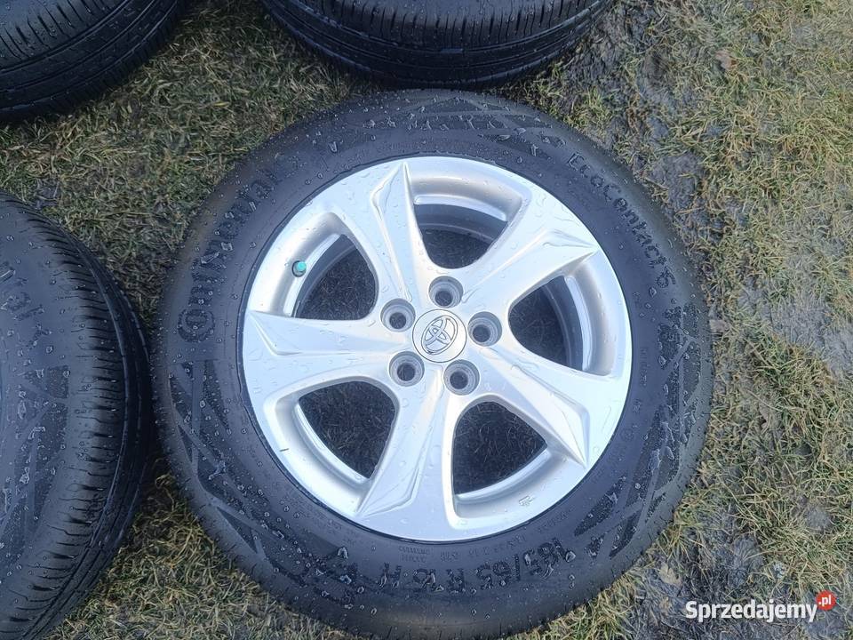 Felgi i opony letnie Toyota Yaris 1856515 2022r osobowe Przymiarki