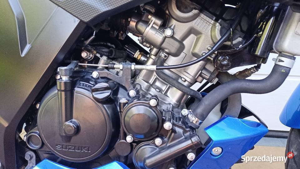 ŚLICZNE SPORTOWE SUZUKI GSXR 125 KAT B A1 akryl Kokoszkowy sprzedam