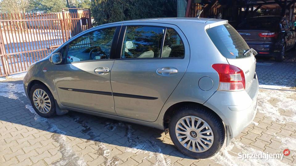 Toyota Yaris 13 vvti 2010