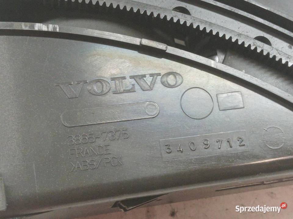 UCHWYT NA KUBEK 38657375 3409712 Volvo S60 I sprzedam