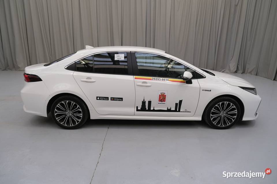 TOYOTA COROLLA 2021 179800 3 98 automatyczna Warszawa