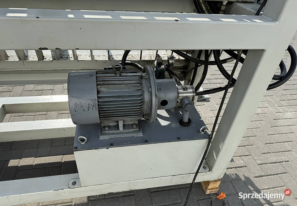 Prasa montażowa hydrauliczna do klejenia drewna Sierakowska Huta