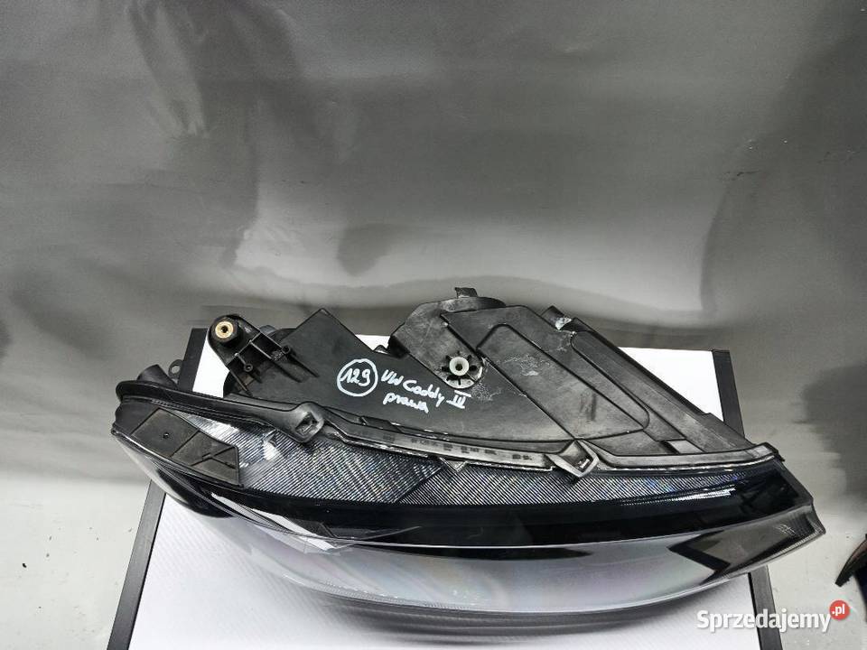 LAMPA PRZÓD PRZEDNIA PRAWA VW CADDY 4 2K8941C06