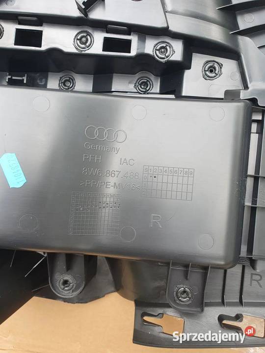 Tapicerka boczek prawy tył tylny Audi A5 8W