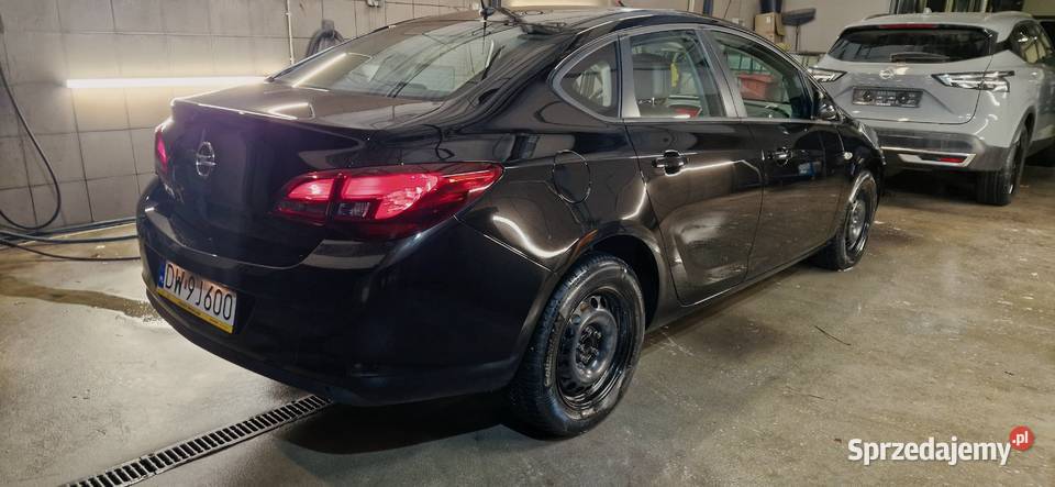Opel Astra J 16 BENZYNA 2016r POLSKI SALON 2