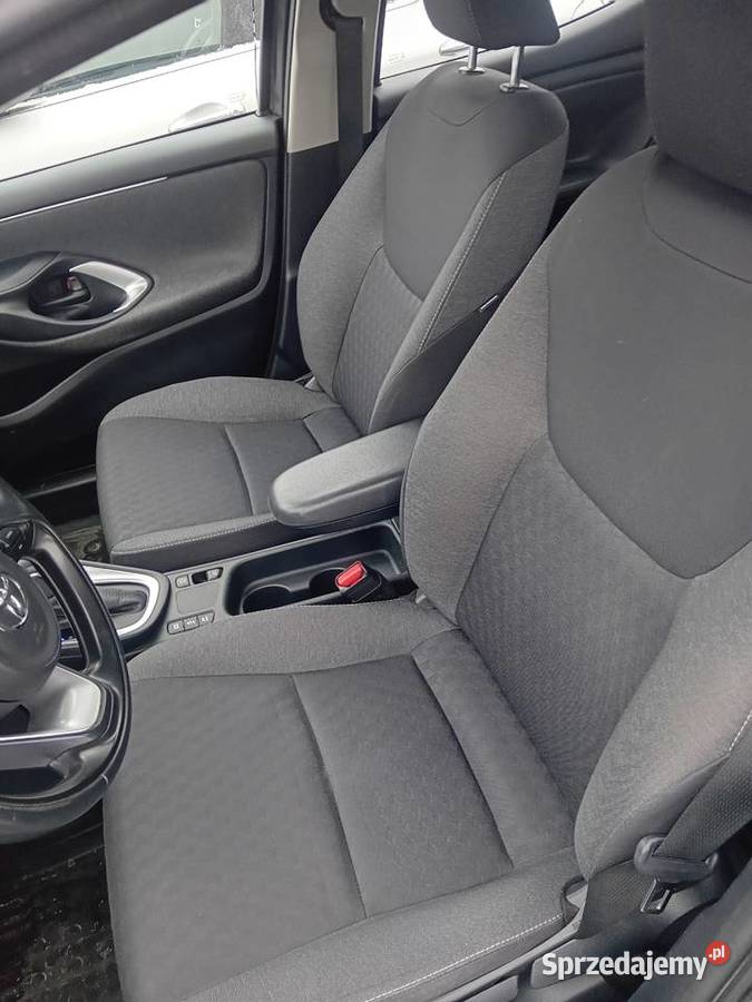 Sprzedam toyota yaris hybrid Comfort 2022 Ożarów Mazowiecki