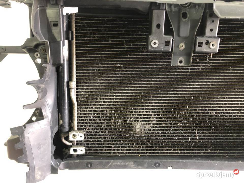PAS PRZEDNI CHŁODNICE VW PASSAT B7 20TDI