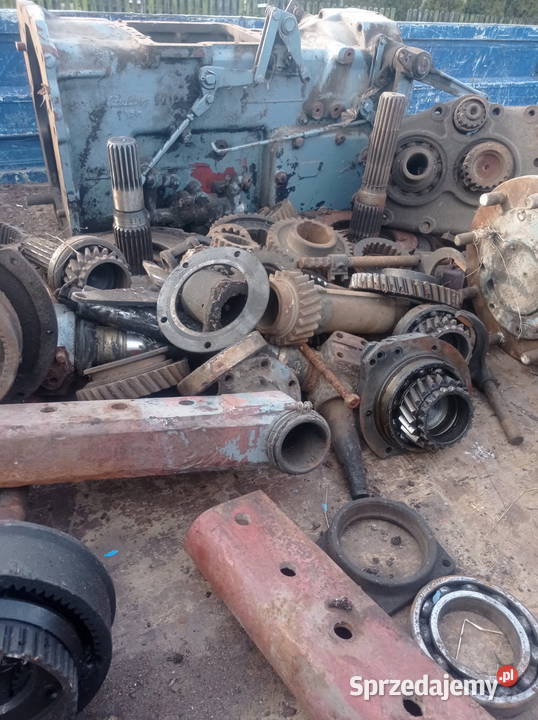 Skrzynia c 385 Kopaniny sprzedam