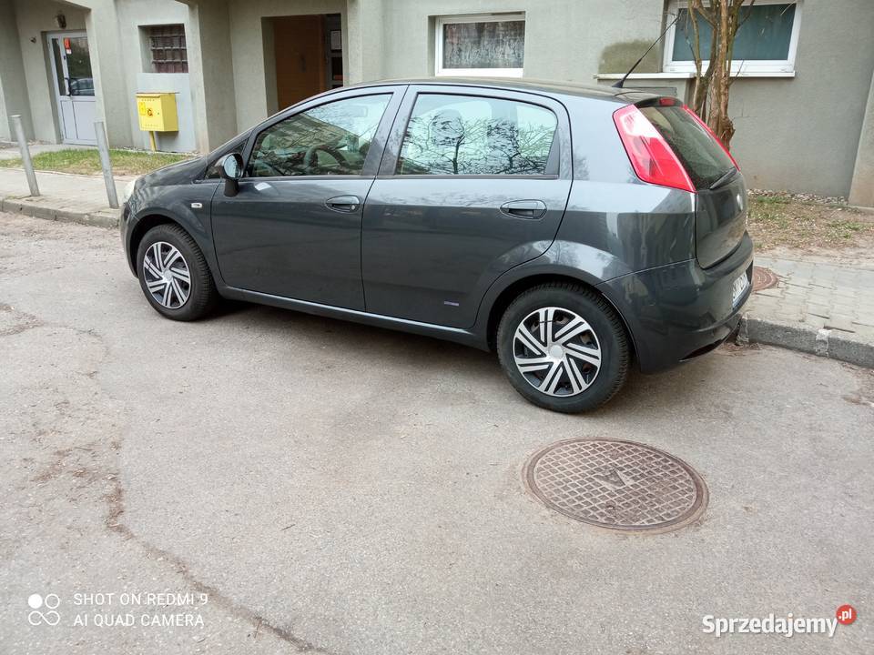 Fiat Grand Punto 12 Polski Salon Mały Przebieg lakier metallic Katowice sprzedam