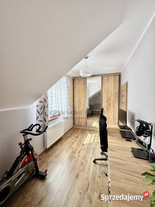 3 pokOk Leśnica balkon ogród strych parking Wrocław
