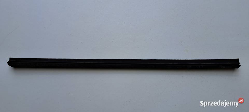 Wodozgarniacz uszczelka Mercedes W123