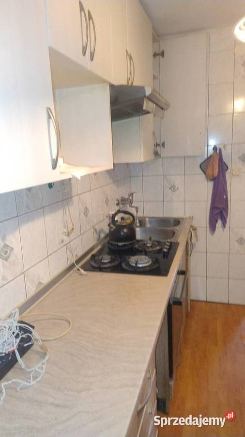 Sprzedam mieszkanie piwnica Krajków