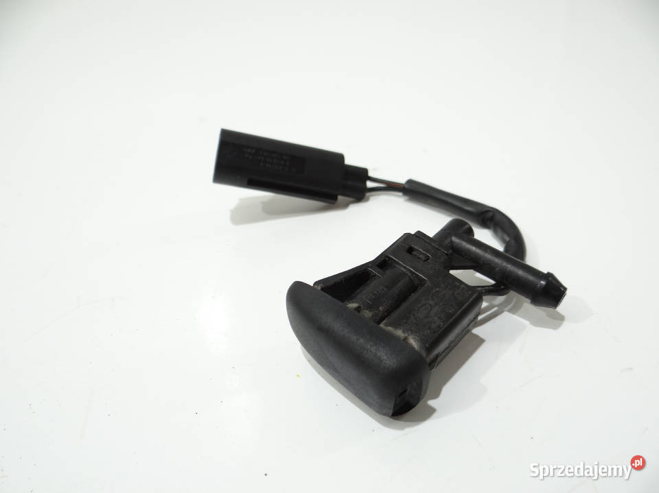 DYSZA SPRYSKIWACZY BMW X3 E83 LCI 7110851 osobowe Strzyżewice sprzedam