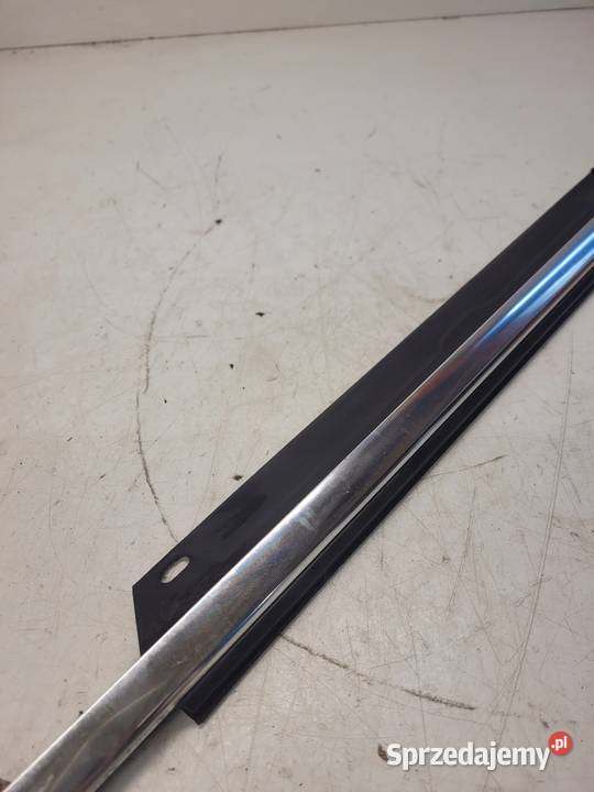 LISTWA CHROM DRZWI AUDI Q7 LIFT PP 4L0853284A osobowe śląskie Przystajń