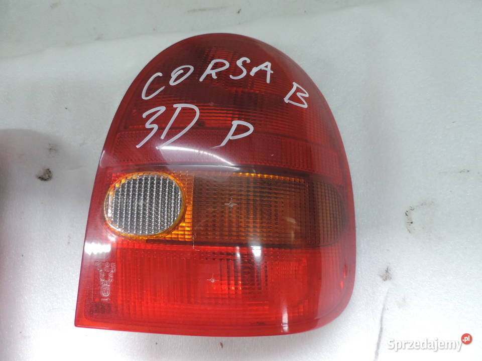 OPEL CORSA B LAMPA PRAWY TYŁ 3D Nowy Sącz