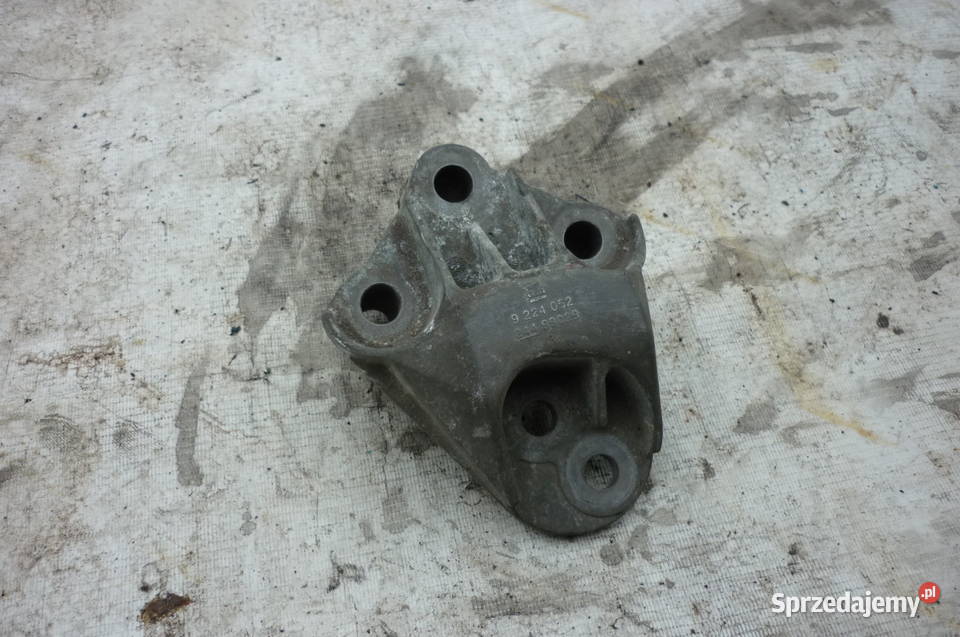 Łapa wspornik Opel Vectra B 9224052 Pozostałe Pobiedziska sprzedam
