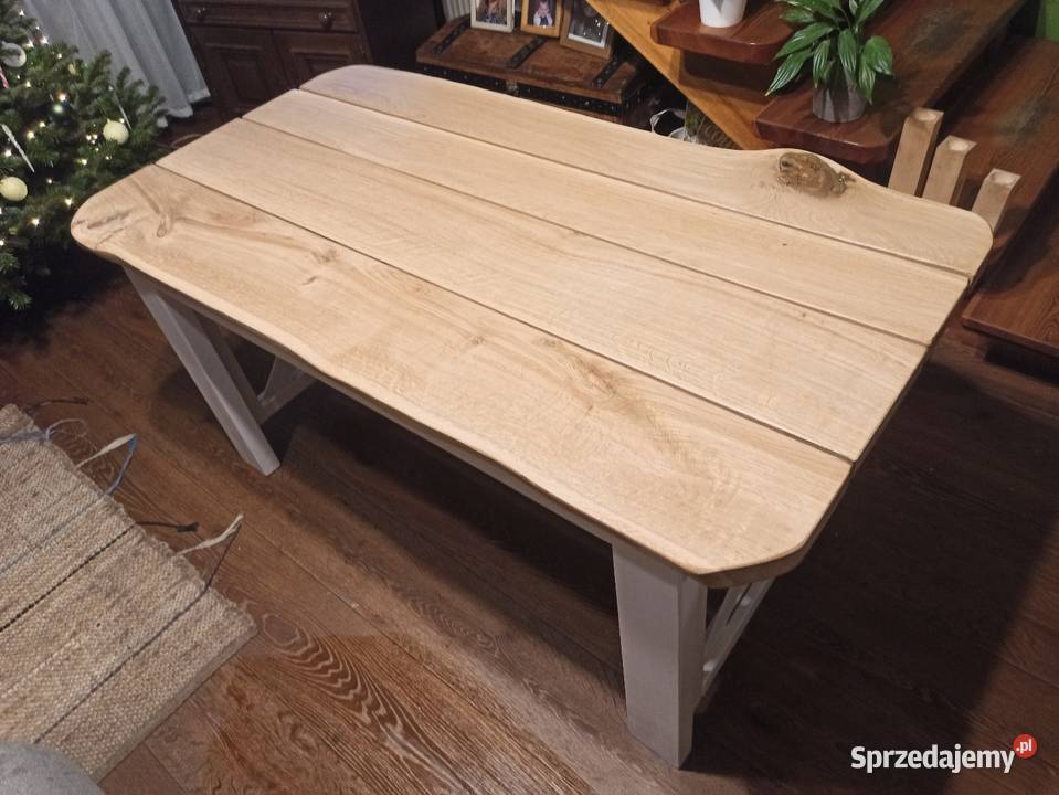 Stolik kawowy z dębowym blatem Woźniki