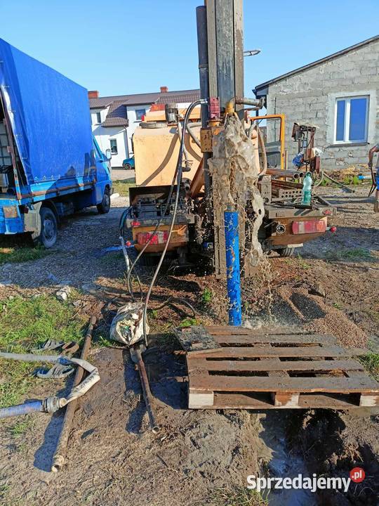 Wiercenie studni głębinowej Kowal