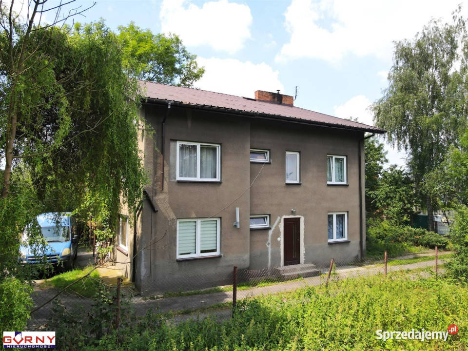 Dom wolnostojący Piotrków Trybunalski 15858m2 asfalt łódzkie