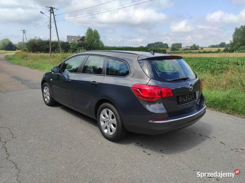 Opel Astra J 2016r 16cdti 136 stan nieuszkodzony